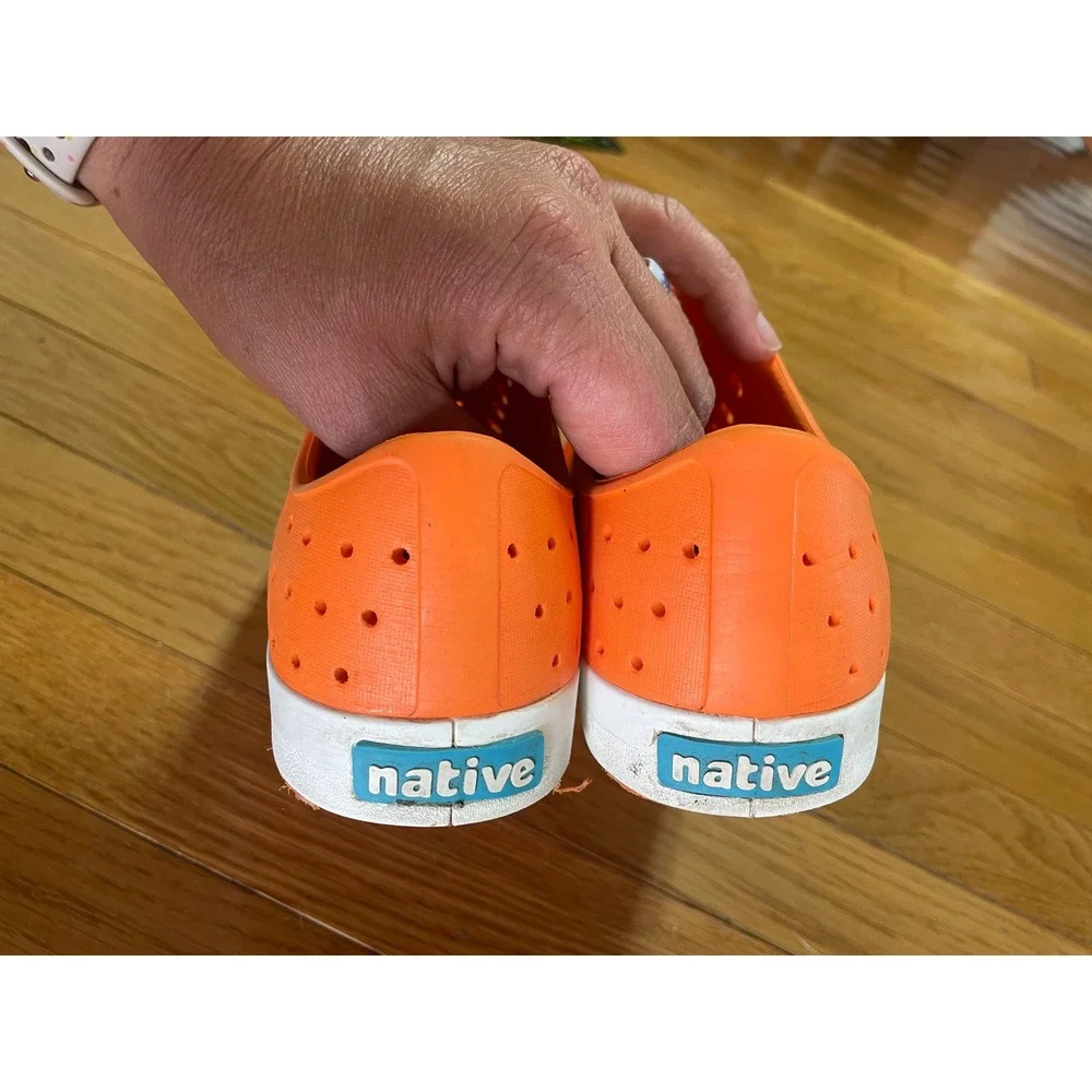 Native Jefferson Kids Orange EVA Slip On Water Shoes Sneakers J2